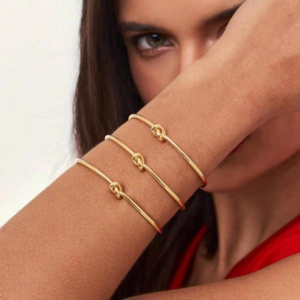 Bracelete Nó Dourado